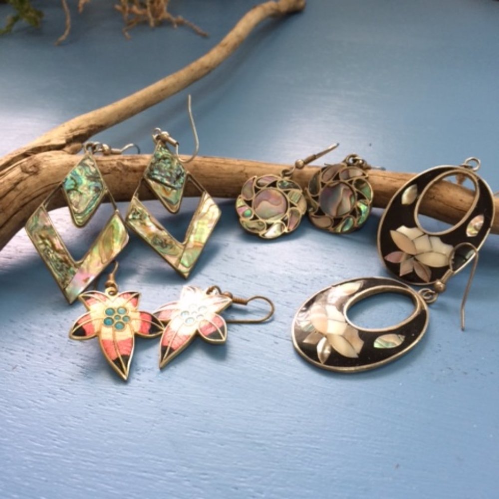 5 sets of earrings